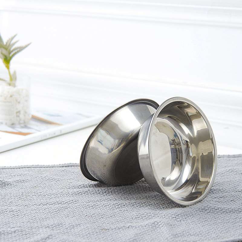 Removable stainless bowl inserts close up